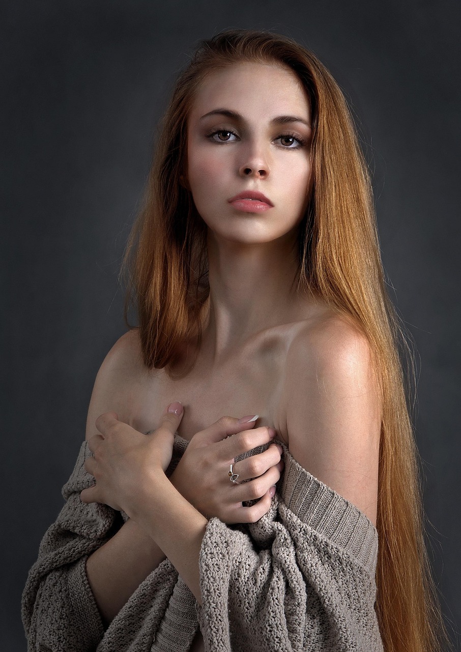 woman-3584435_1280